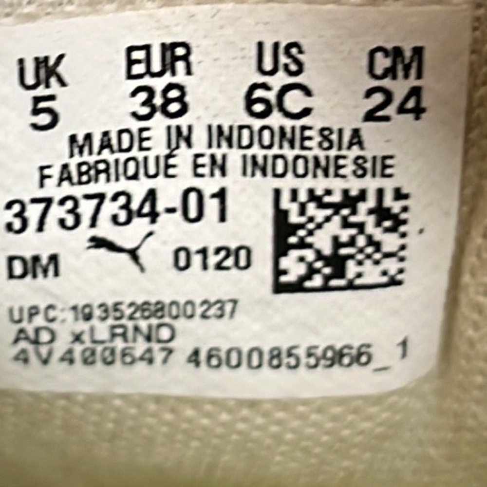 Puma White Sneakers with Pink, Yellow, and Blue Accents - Picture 10 of 10